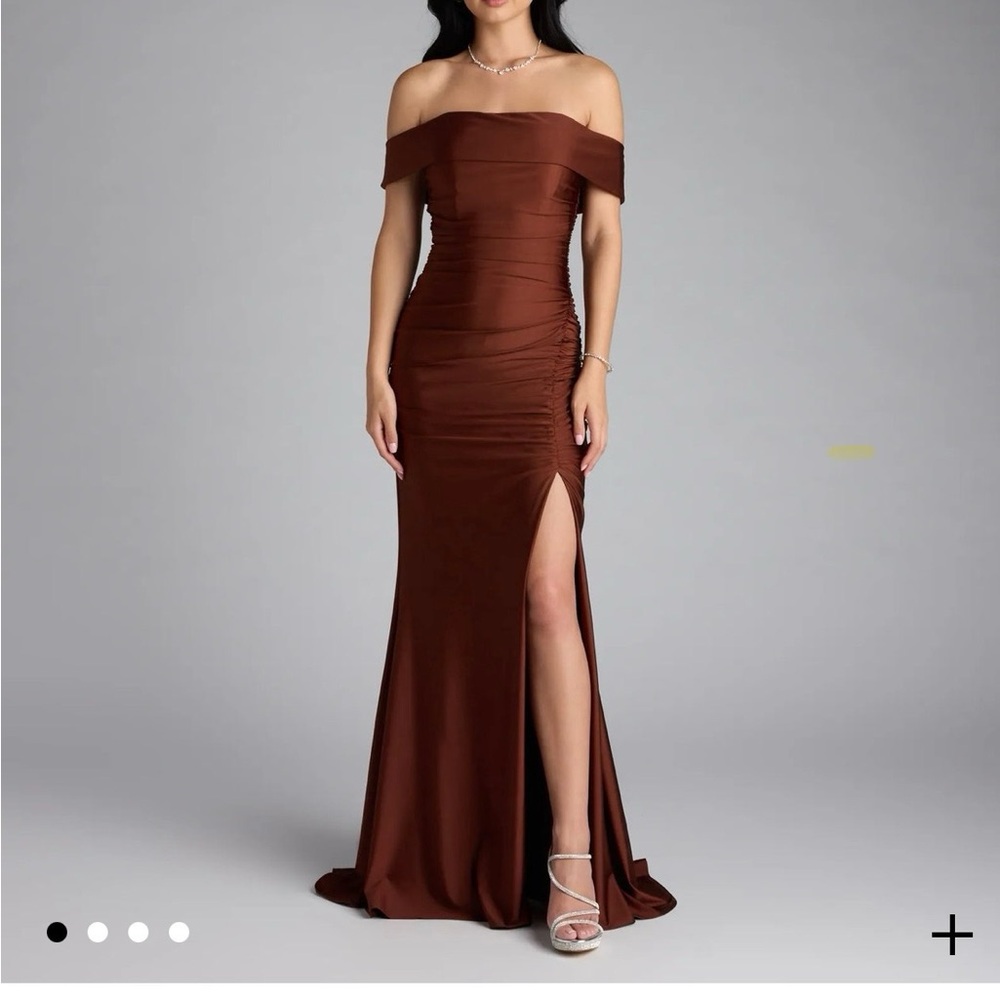 Windsor Alicia Off the shoulder mermaid formal dress